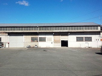 前橋芳賀工業団地の工場外観