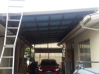 駐車スペース屋根
