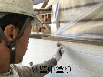 吾妻郡高山村T様邸外壁中塗り