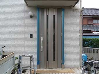 高崎市中居町玄関ドア交換後