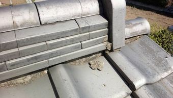 渋川市半田瓦屋根の漆喰破損部分②