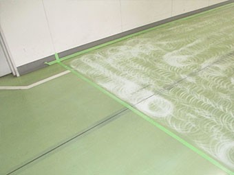 太田市工場床研磨中