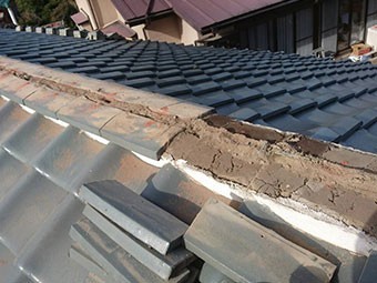 前橋市青柳町 棟瓦積み直し