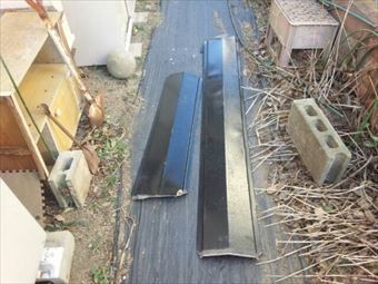桐生市新里町N様邸棟板金取り外し後の板金