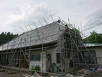 金属瓦塗装後