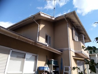 前橋市堤町築18年外観