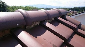 前橋市紅雲町棟瓦の漆喰のはがれ