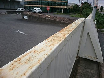 工場 門扉