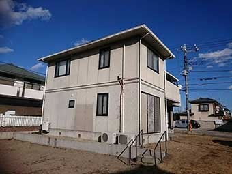 伊勢崎市田部井町外壁劣化①