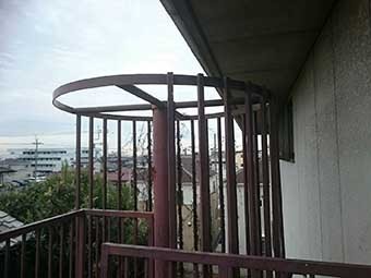 マンション外階段