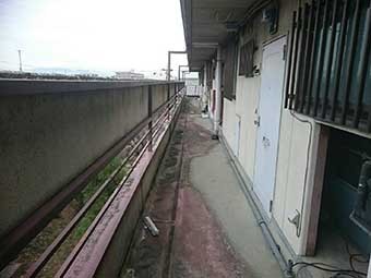 前橋市古市町マンション外廊下
