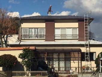 前橋市下大屋町U様屋根トタン葺き替え中