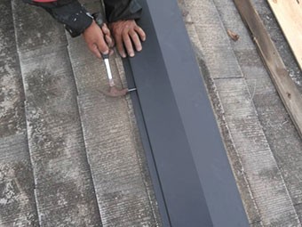 太田市下浜田 棟板金交換工事