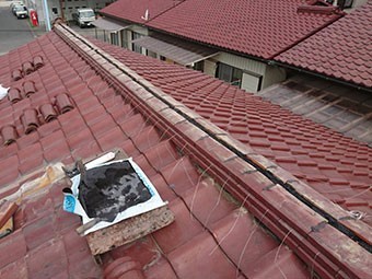前橋市六供町S様 棟瓦の積み直し のし瓦銅線1