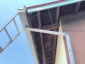 伊勢崎市市場町F様邸雨樋交換3