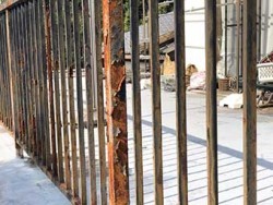 高崎市綿貫町 鉄製手摺り塗装