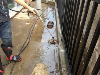 前橋市総社町K様邸ベランダ洗浄