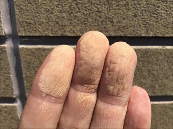 伊勢崎市宮子町外壁チョーキング現象