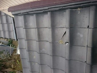 前橋市屋根上瓦欠損箇所