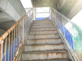 前橋市南町M様アパート外階段一階