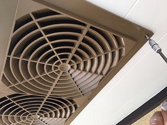 高崎市八千代町S様邸 軒天換気口取付け