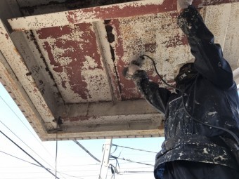前橋市三河町マンション階段塗装2