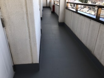 前橋市三河町マンション廊下防水工事2