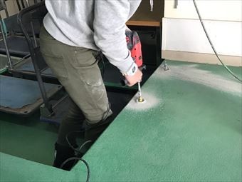 前橋市大胡町o様邸穴あけ作業