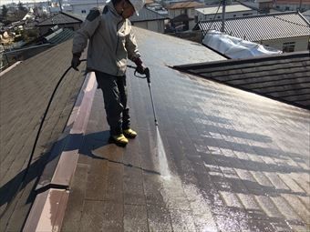 太田市古氷町t様邸屋根の洗浄