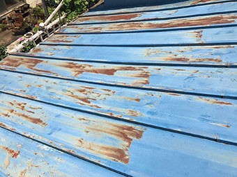 前橋市三河町トタン屋根サビ