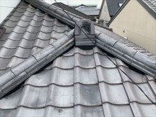 棟瓦の積み直し