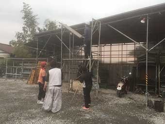 街の屋根やさん前橋店 足場組み立て練習