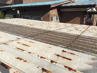 前橋市関根町ガレージ折板屋根