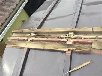 富岡市南後箇K様邸屋根棟板金の剥がれ