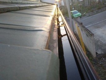 伊勢崎市A様邸樋の水たまり確認