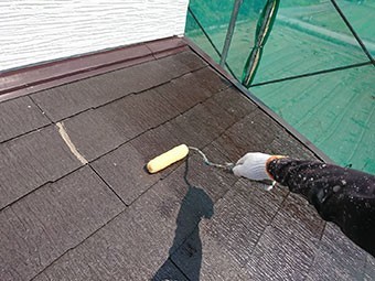 伊勢崎市山王町O様邸屋根下塗り2回目