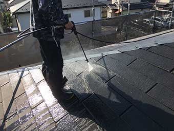 スレート屋根 高圧洗浄作業