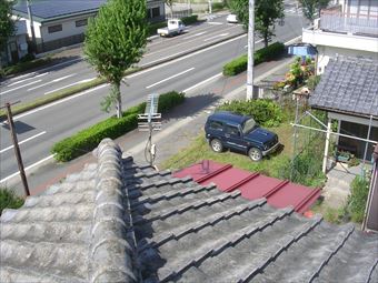 沼田市上野町H様邸瓦屋根上から見た景色